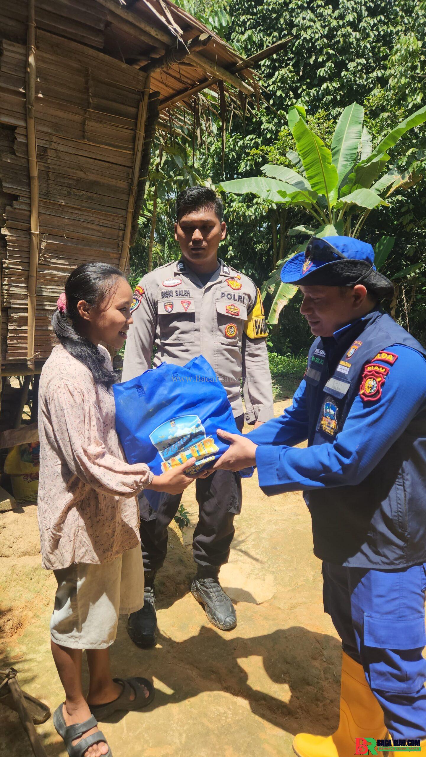 Dari Sungai Gansal, Polri Buktikan Negara Tak Pernah Absen untuk Rakyat