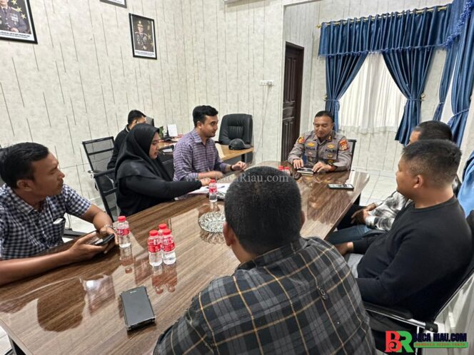 
					Polsek Tambang Gerak Cepat, Antisipasi Kelangkaan BBM, SPBU di Ingatkan Tertip dan Transparan 