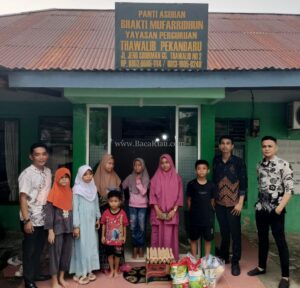 Berbagi Kebahagian Jumat Berkah, Managemen dan Karyawan New Paragon dan Grand Dragon Kembali Salurkan Sembako Di dua Panti Asuhan