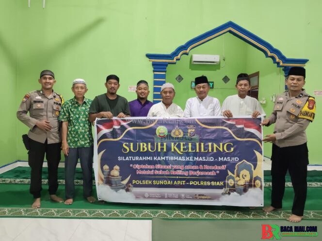 
					‎Polsek Sungai Apit Gencarkan Program SULING, Pererat Silaturahmi dan Jaga Kamtibmas Melalui Salat Subuh Berjamaah