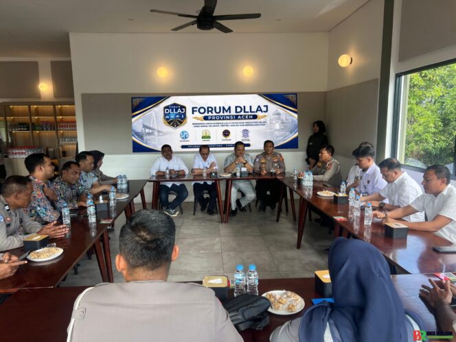 
					Kasubdit Kamsel Ajak Forum DLLAJ Aceh Masifkan Kampanye Keselamatan Berlalu Lintas